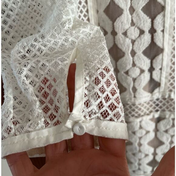 BCBG ivory 2-piece gorgeous dress set.Straight style, laced shell, solid slip, S - Picture 13 of 14